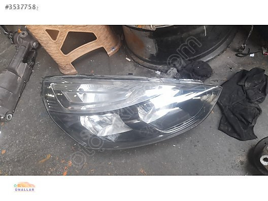 Renault Clio 4 Sağ Ön Far - Ünallar Oto Yedek Parça