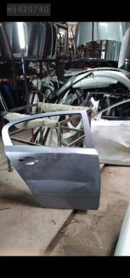 Opel Astra H Modeli İçin Çıkma Sol Arka Kapı