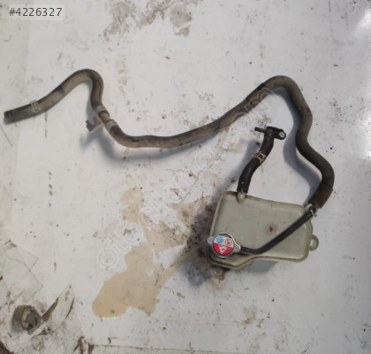 HONDA CİVİC 2021 BENZİN YEDEK SU DEPOSU