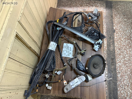 MAZDA 323 SAĞ ÖN KAPI KİLİDİ 96-01 MODEL