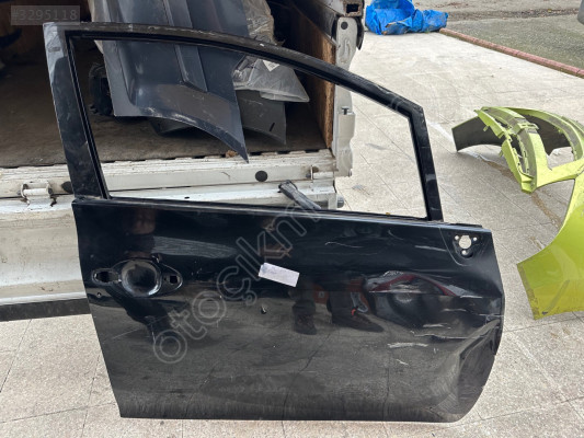 TOYOTA AURİS ÇIKMA ORJİNAL SAĞ ÖN KAPI BD1