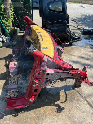 RENAULT CLİO 4 SAĞ ŞASE