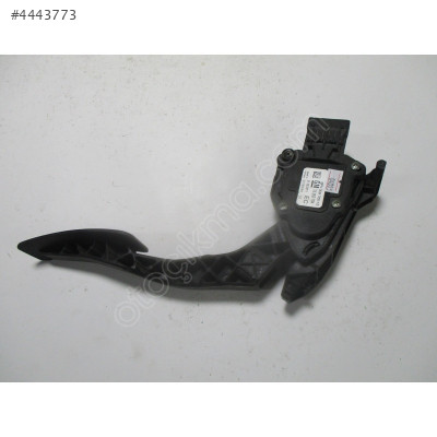 Opel Astra J Gaz Pedalı 13252704