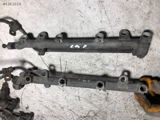 Mazda 626 2.0 1990-1995 Enjektör Kütüğü