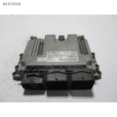 Peugeot 208 1.4 Motor Beyni 0281030545 EDC17C10 9807886180