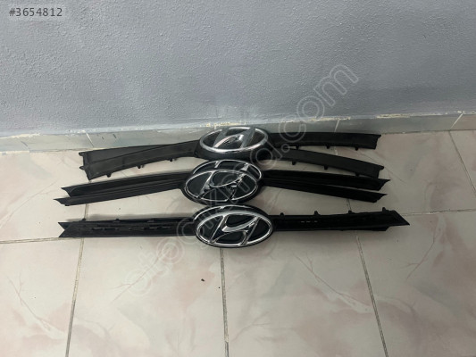HYUNDAİ İ20 ÖN TAMPON PANJURU