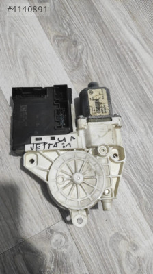 VOLKSVAGEN JETTA HATASIZ SOL ÖN CAM MODÜLÜ VE MOTORU 3C0959793