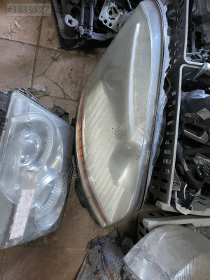 Citroën C4 picasso sağ ön far