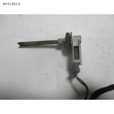 Volkswagen Golf Sıcaklık Sensörü Modülü 4B0820539