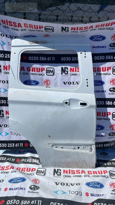 FORD COURİER SAĞ ÖN KAPI ORJİNAL ÇIKMA