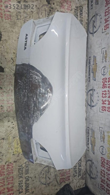 OPEL ASTRA J SEDAN BAGAJ KAPAĞI ÇIKMA SÖKME YEDEK PARÇA