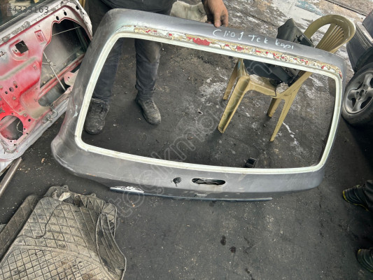 Clio 1 tek kapı bagaj kapağı