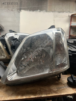 Opel Meriva Çıkma ön sol far