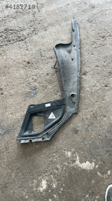 Bmw f10 kaput içi plastik bakalit muhafaza