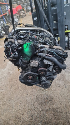 Citroen Peugeot C6 607 407  2,7  150 kw  HDI  10TRD1 motor