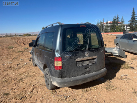 Caddy. Bağaj kapak.  Dolu
