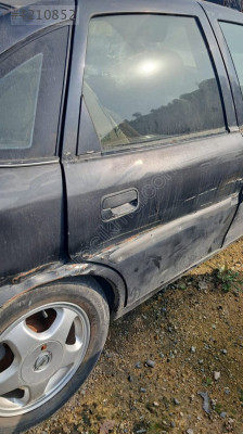 OPEL VECTRA B SAĞ ARKA KAPI.OTO ERKAN ÜNYE
