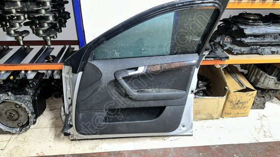 *AUDİ A3 SAG ÖN KAPI 2005