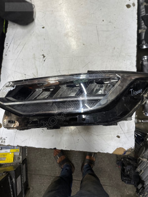 5NB941035C-2022 Volkswagen Tiguan Sol Far Orjinal Çıkma