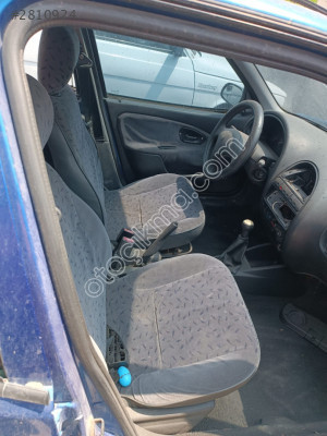 Citroën SAXO 1.5 dizel hurda belgeli parca olarak satılık
