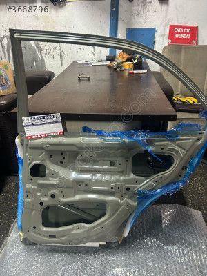 HYUNDAI ACCENT ADMİRE SAĞ ARKA KAPI SIFIR