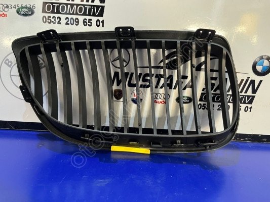 BMW 3 SERİSİ ÖN PANJUR SOL BÖBREK E90,91 2006/08 | 22405910