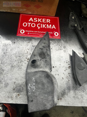 Opel combo sağ ön ayna kapak üçgeni