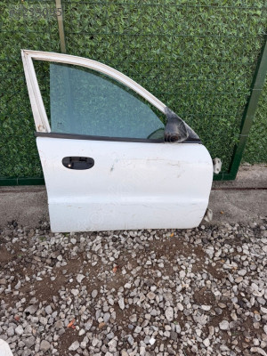 Daewo lanos  sağ ön kapı