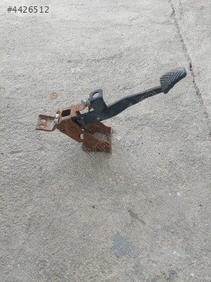 NİSSAN NAVARA GAZ PEDALI