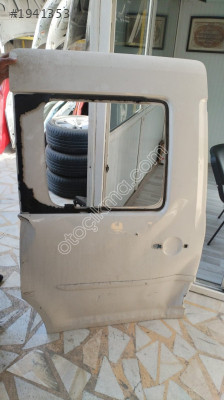 VOLKSWAGEN CADDY ÇIKMA SAĞ SÜRGÜLÜ KAPI ORJİNAL