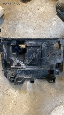 37150-N7000 hyundai tucson akü yuvası