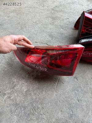 CUPRA FORMENTOR SAĞ ARKA DIŞ STOP ORJİNAL ÇIKMA