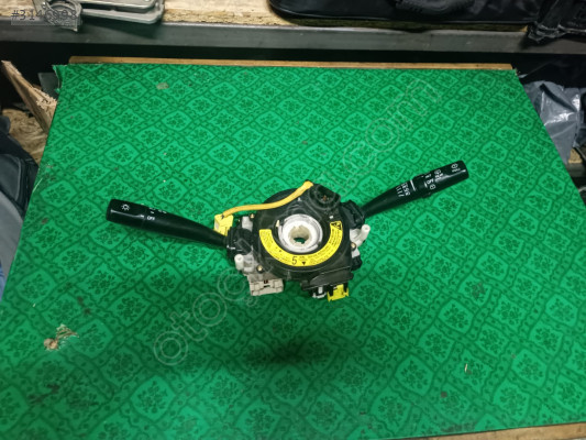 Toyota Corolla 98 model airbag sarısı
