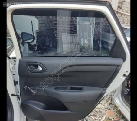 citroen c4 arka kapı döşemesi sağ 9330 XH