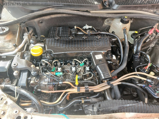 RENAULT CLİO 1.5 DCİ ARKADAN MARŞLI MOTOR KOMPLE ÇIKMA