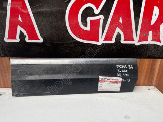 Volkswagen T-roc sağ arka kapı çıtası  bandı 3935186