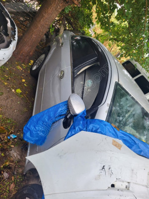 Fiat linea sağ ön kapı orjinal