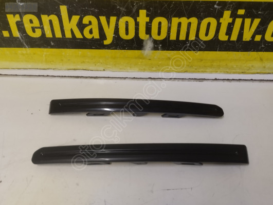 261A34615R 261A25780R SANDERO STEPWAY SİS KAPAĞI BANDI SİYAH R L