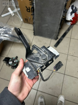 Opel Astra K Ön Motor Kaput Kilidi GM Orijinal 39088734