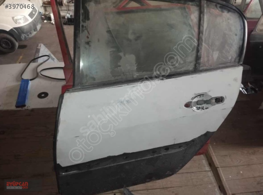 RENAULT MEGANE 2 SOL ARKA KAPI SEDAN HATASI EYUPCAN OTO'DA