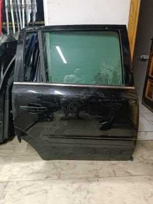 Zafira B sağ arka kapı dolu çıkma orjinal