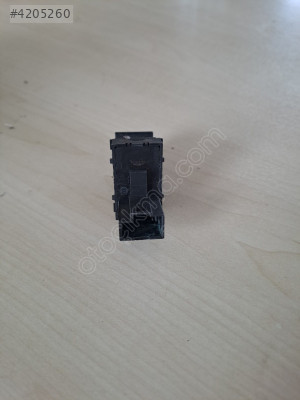 VW GOLF JETTA MK5 DEPO KAPAĞI AÇMA DÜĞMESİ 7L6959833B