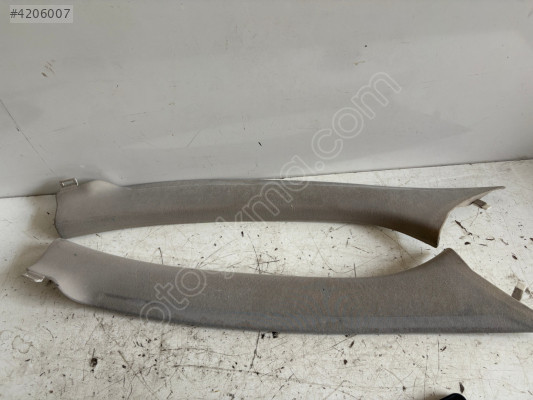 RENAULT MEGANE 2 ÖN CAM DİREK İÇ BAKALİTLERİ TAKIM