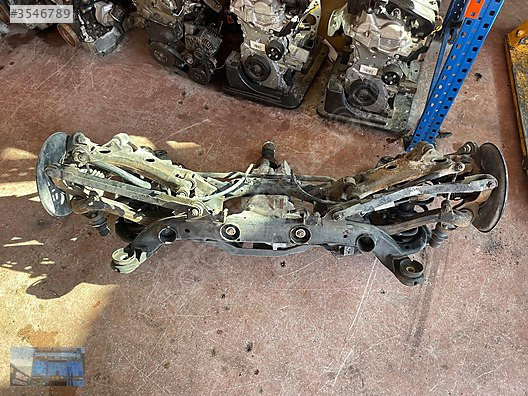 VOLVO XC90 D5 ARKA DEFRANSİYEL 2.4 DİZEL 2005-2010 P31325348