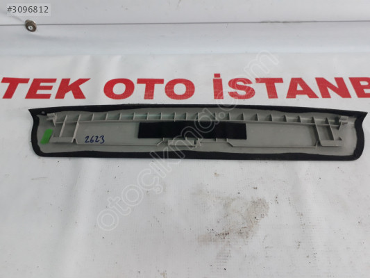 Mercedes E C  KAPLAMA TAVAN KAPLAMASI A2046900108