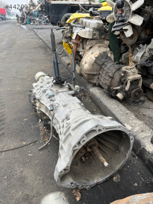 NISSAN SKYSTAR 44 MANUEL ŞANZUMAN