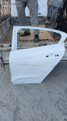 2019-24 FORD FOCUS SOL ARKA KAPI ORJ ÇIKMA