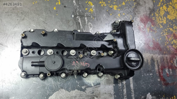 OPEL ASTRA J 1.6 DİZEL ÜST KARBÜRATÖR KAPAĞI