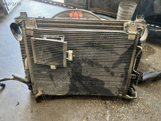 MERCEDES SL 55 ÇIKMA  BENZİNLİ 5.5 RADYATÖR SET
