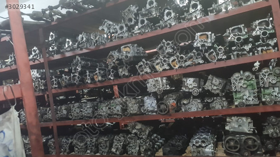 TOYOTA AVENSİS 1AZ ÇIKMA ORJİNAL SİLİNDİR KAPAĞI ÇAVUŞOĞLU